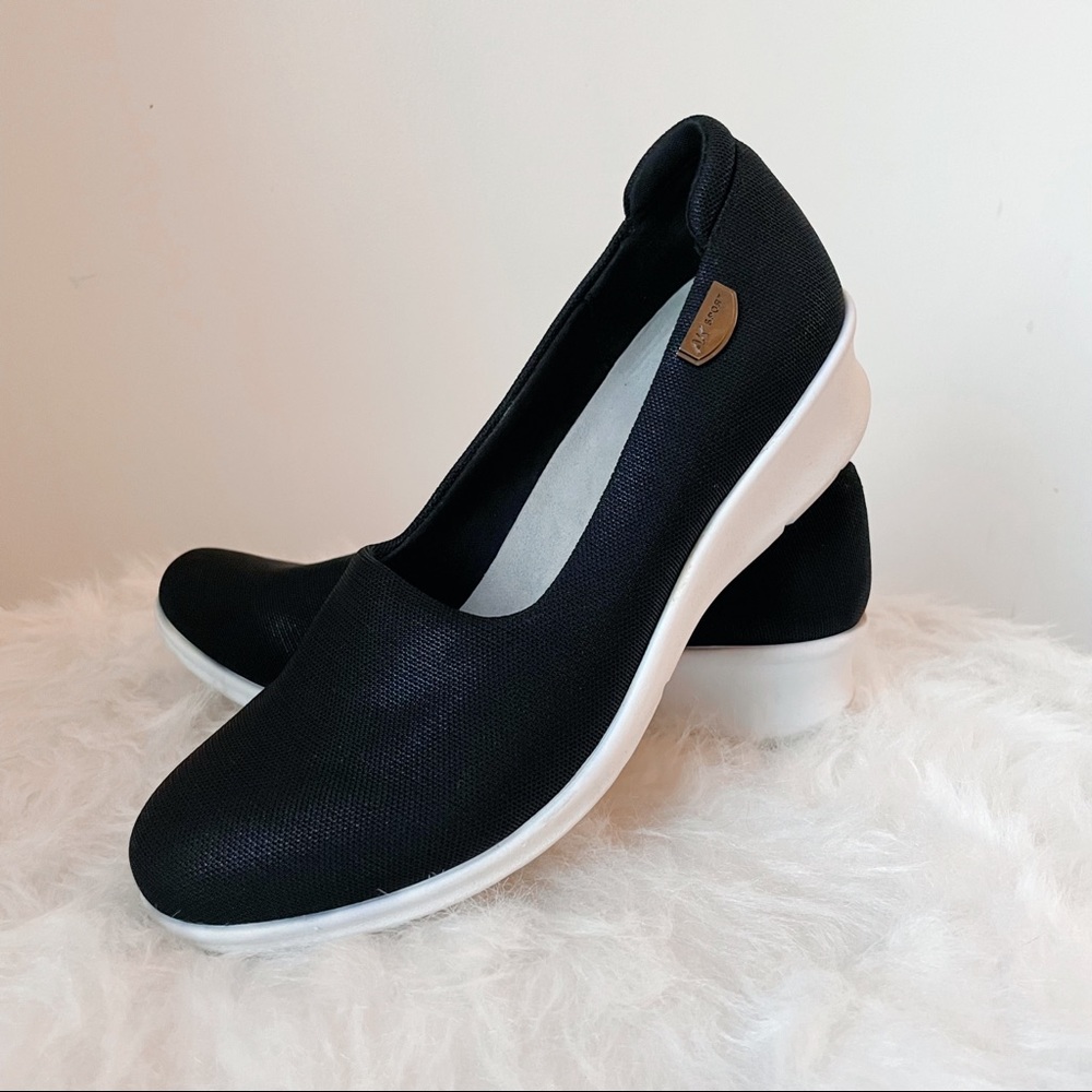 Anne Klein Sport Black & White Wedged Flats